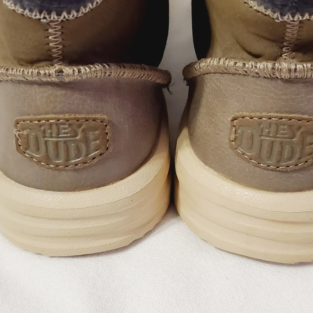 Hey Dude Bradley Y Classic Walnut Brown Kids Ankle Boots Size J2 42139-267